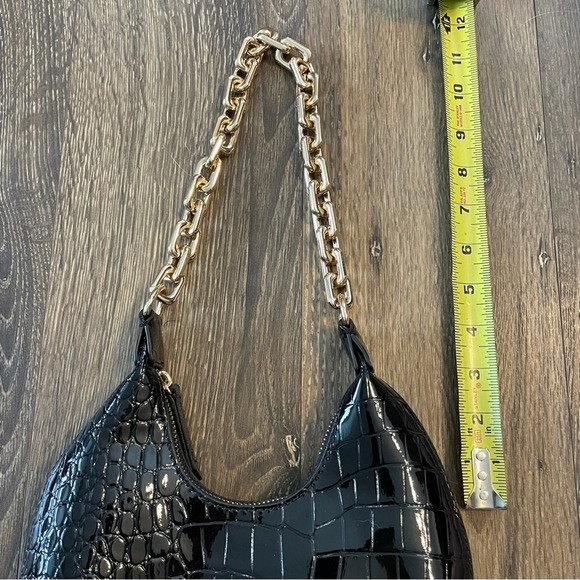 FOREVER 21 Faux Black Crocodile Tiny Purse w/Big Gold Chunky Strap - Picture 5 of 8